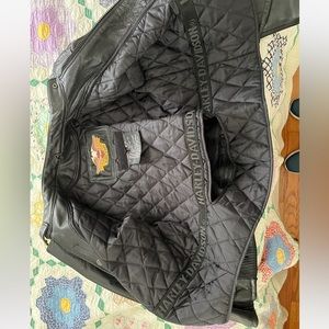 Women’s size Large Harley Davidson leather motorcycle jacket